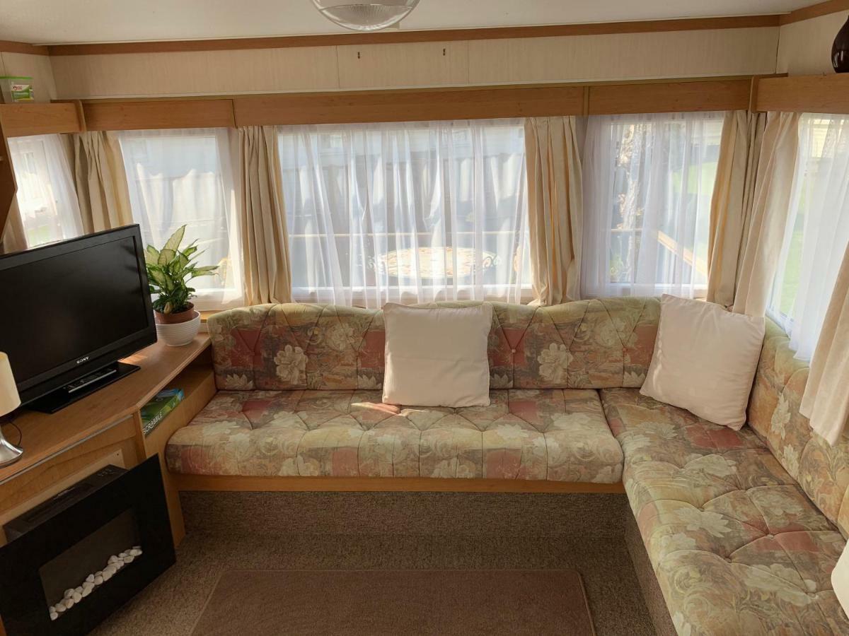 ホテルChapel Caravans S191 チャペル・セント・レオナルズ エクステリア 写真